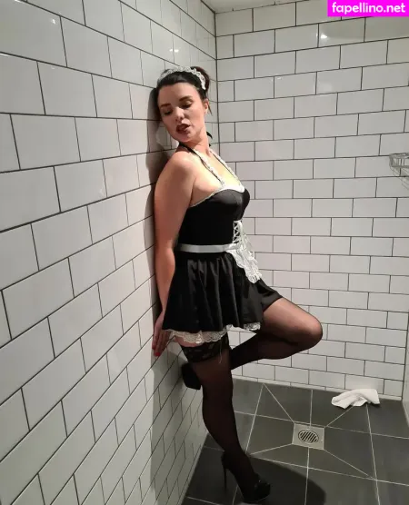 Ukmistressrose OnlyFans Thumbnail #rUJhV13l2q