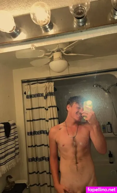 Uknowty OnlyFans Thumbnail #TzUOn50Kx8