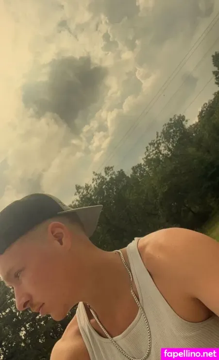 Uknowty OnlyFans Thumbnail #p0gieZPnJe