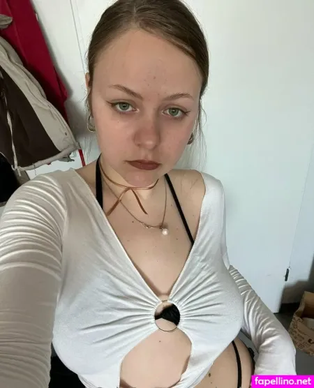 Ukrainian Girly OnlyFans Thumbnail #OhePF3g6io