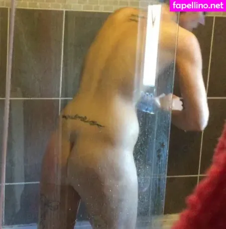 Ukwife41 OnlyFans Thumbnail #wGmukkuCi7