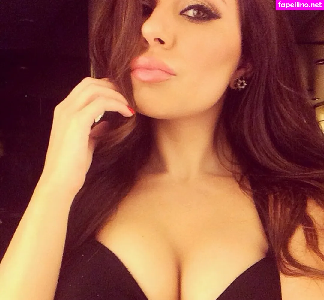 uldouz Nude Leaked OnlyFans Photo #HWUPa85UqZ