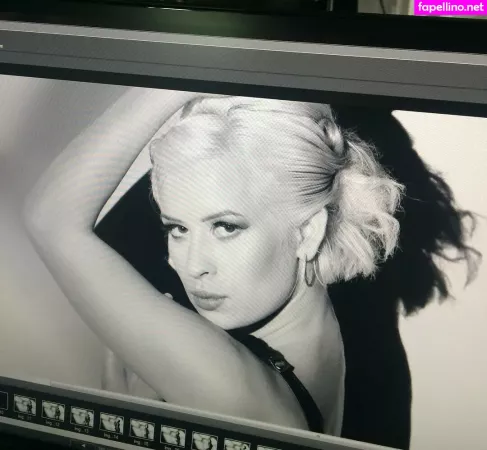 Uli Krown OnlyFans Thumbnail #9L9Jo04JM7