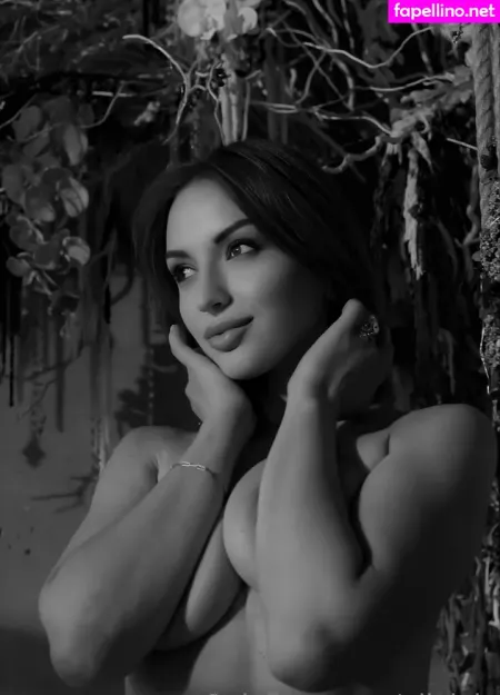 Ullalala OnlyFans Thumbnail #UM3BX8ObSl