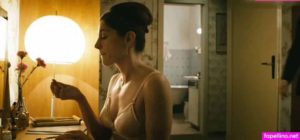 Ulrike C Tscharre OnlyFans Thumbnail #40fnHtleNs