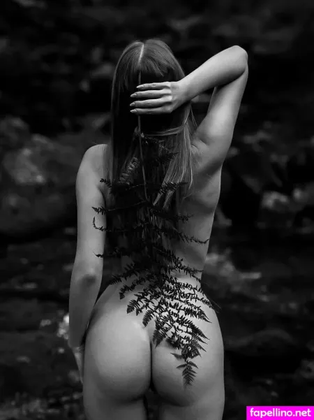 Ulrike Henschler OnlyFans Thumbnail #9gajl9QVrr