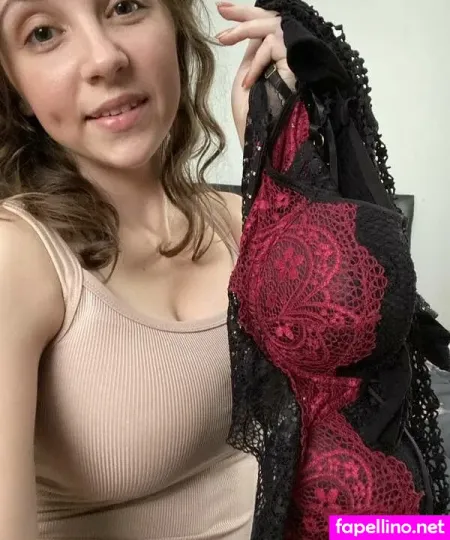 Ulyra Me OnlyFans Thumbnail #I6uaFF3c49