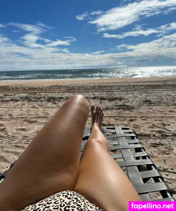 thisislyra, ulyra.me Nude Leaked OnlyFans Photo #LqAqUv38ZL