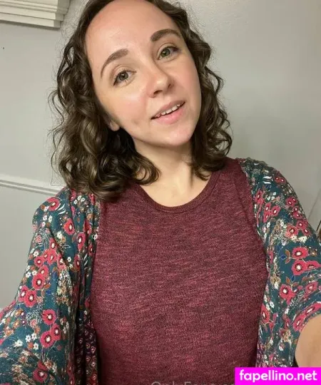 Ulyra Me OnlyFans Thumbnail #wg5a9d9auE