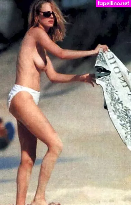 Uma Thurman OnlyFans Thumbnail #9ciE6VXys9