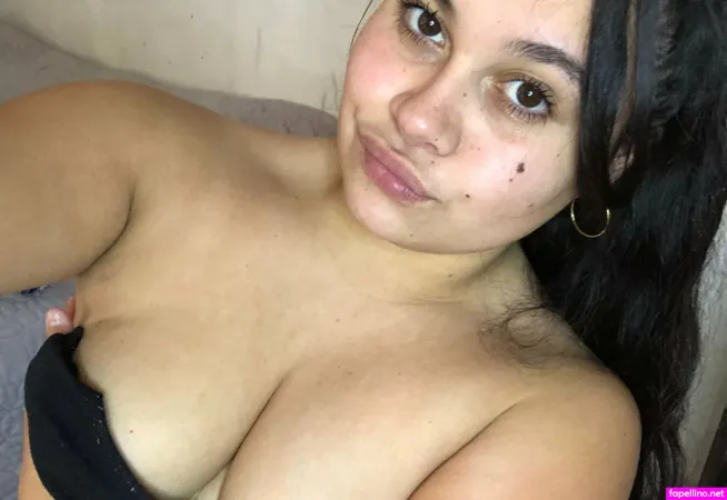 Umalunai OnlyFans Thumbnail #B30mRXcOjp