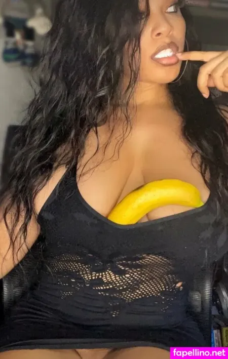 Umayrosalie OnlyFans Thumbnail #xojuaCtczA