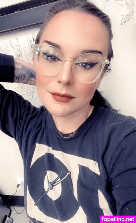 Umbratallons OnlyFans Thumbnail #S8ylhAaNrv