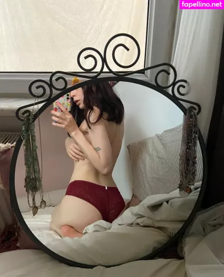 Umermaidskiss 2 OnlyFans Thumbnail #QfoG10JPt8