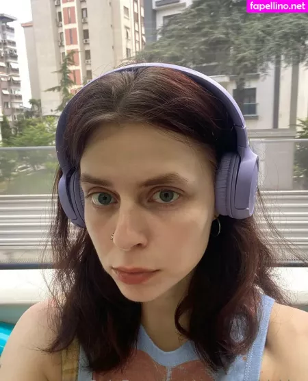 Umermaidskiss 2 OnlyFans Thumbnail #buS4eHYnbw