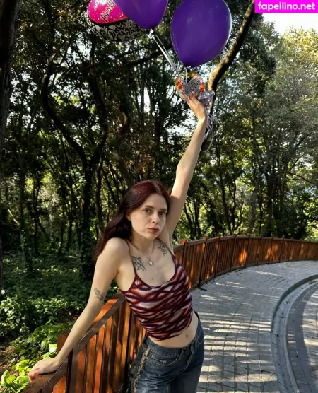 Umermaidskiss 2 OnlyFans Thumbnail #gu6J0Yl2hD