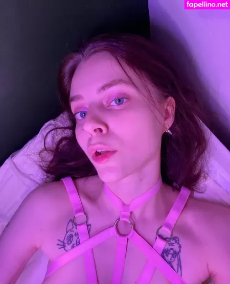 Umermaidskiss 2 OnlyFans Thumbnail #iFRRlxxl8A