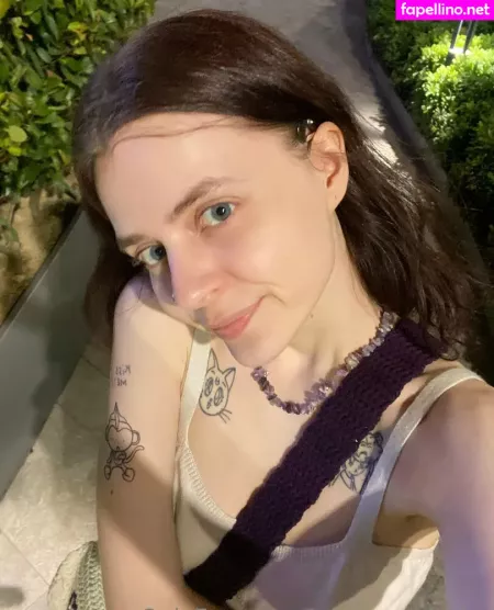 Umermaidskiss 2 OnlyFans Thumbnail #jgGjtDtVRa