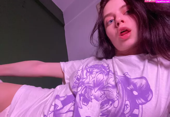 Umermaidskiss 2 OnlyFans Thumbnail #tPwpSA5EXT