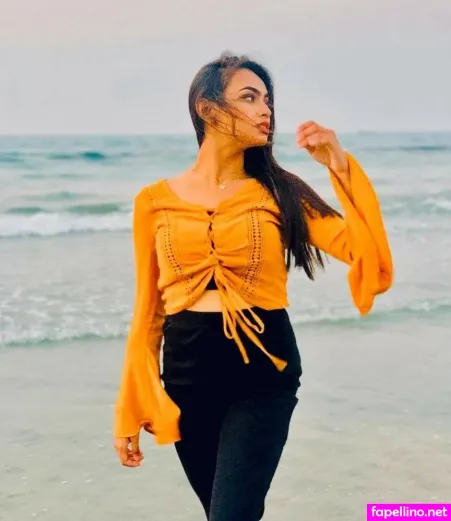 Umme Zamilatun Naima OnlyFans Thumbnail #2yfOdTyQyy