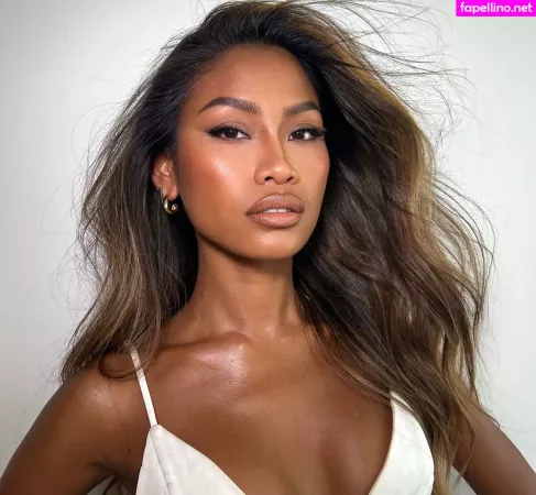 Un Ya OnlyFans Thumbnail #HGVrxDHJGZ