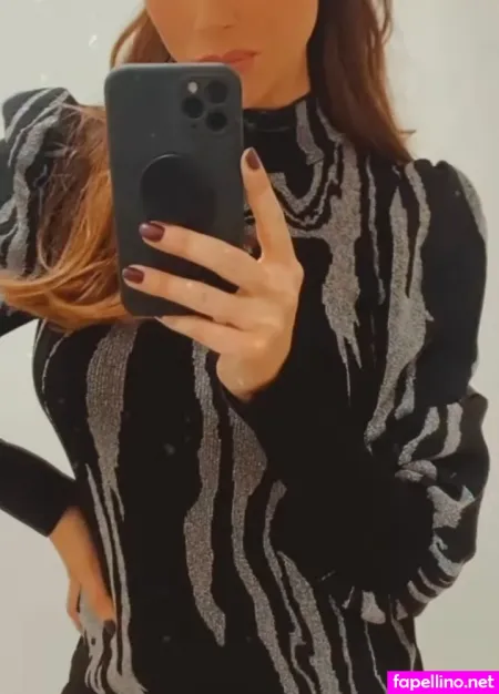 Una Healy OnlyFans Thumbnail #KwsYr9qncQ