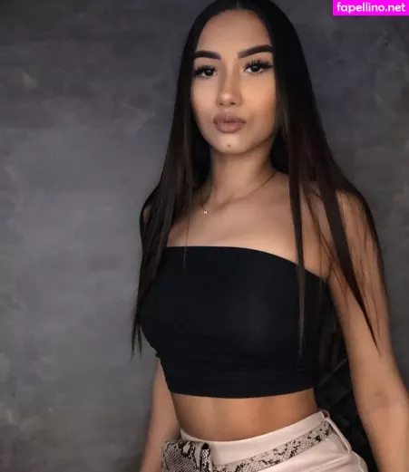 Unasbombitas OnlyFans Thumbnail #gjlDV8jmXx