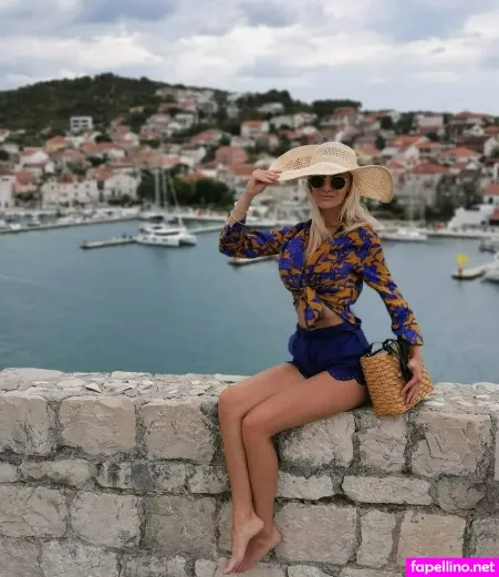 Unasusic OnlyFans Thumbnail #Xi5fKD5PLz