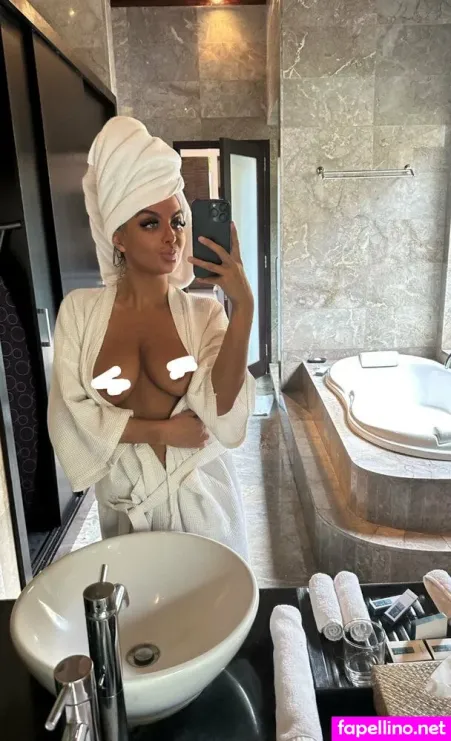 Uncensoredbitch OnlyFans Thumbnail #boiCu0gUJt