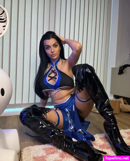 Uncensoredbitch OnlyFans Thumbnail #is1IkqOoLO