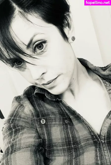 Unconstrainedbyu OnlyFans Thumbnail #rOMU4RvoLW