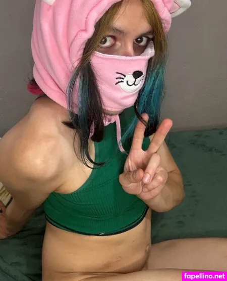 Uncut Emerald OnlyFans Thumbnail #JVP6lDOXpx