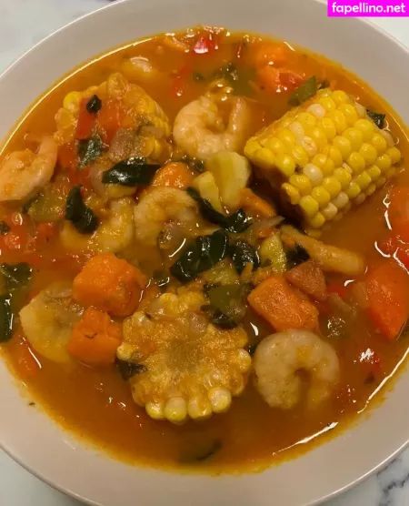 Uncut88888 OnlyFans Thumbnail #C6EAWybO8M