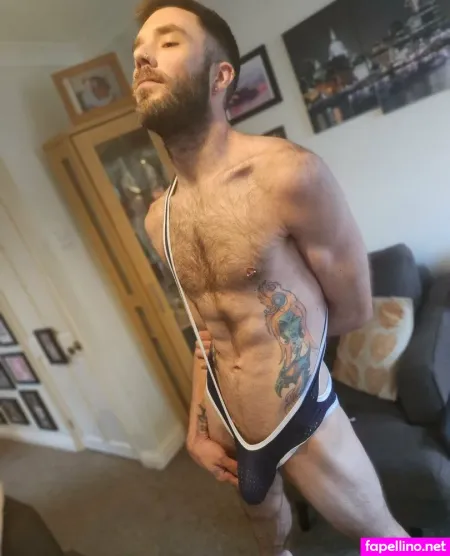 Uncuthugeguy OnlyFans Thumbnail #wSXWd50S7w