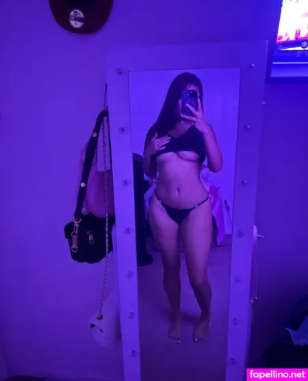 Uncutsriracha OnlyFans Thumbnail #nP7YvFs4bV