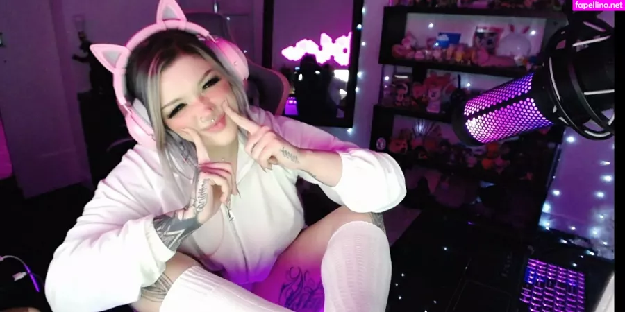 Undersiegexo OnlyFans Thumbnail #8aHKHDvQei