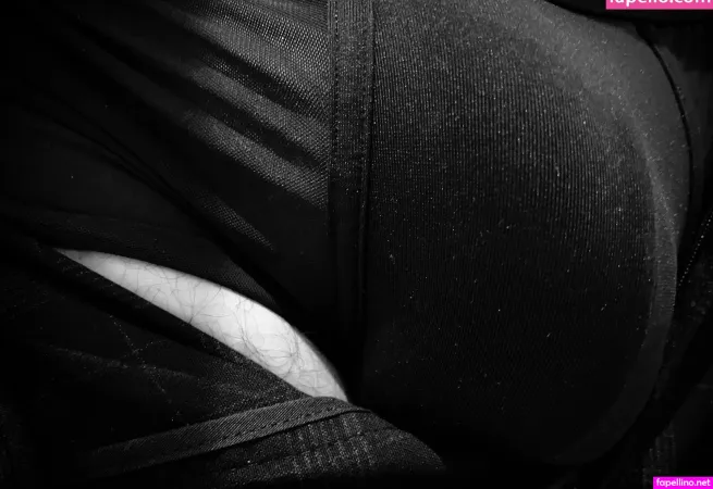 Undressing Room OnlyFans Thumbnail #9ITTRq5BWF