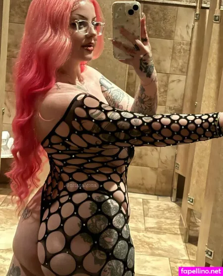 Uneednita OnlyFans Thumbnail #Y5hZfclyMU