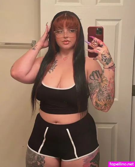 Uneednita OnlyFans Thumbnail #eNjCfEf3mI