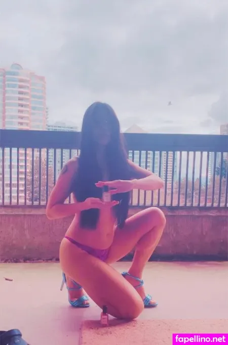 Unefilleunique OnlyFans Thumbnail #vDSONbBCcz