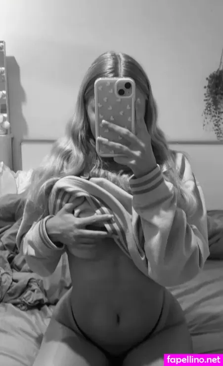 Unforgettable Blondie OnlyFans Thumbnail #N232lCiATD