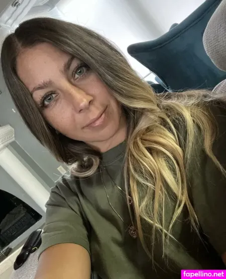 Unforgettableyes OnlyFans Thumbnail #LiO8Ibryo8