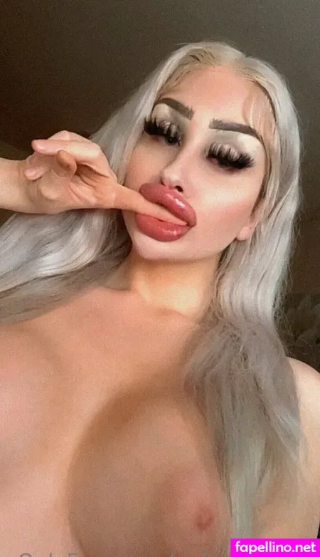 Unholybarbie OnlyFans Thumbnail #41o3bDxYeo