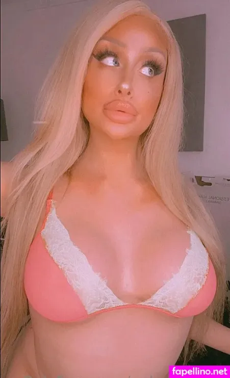 Unholybarbie OnlyFans Thumbnail #FMbLBf15IO