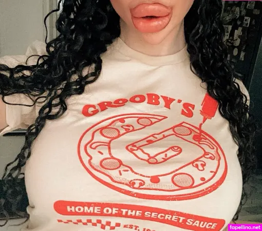 Unholybarbie OnlyFans Thumbnail #fWhxA3EAz1