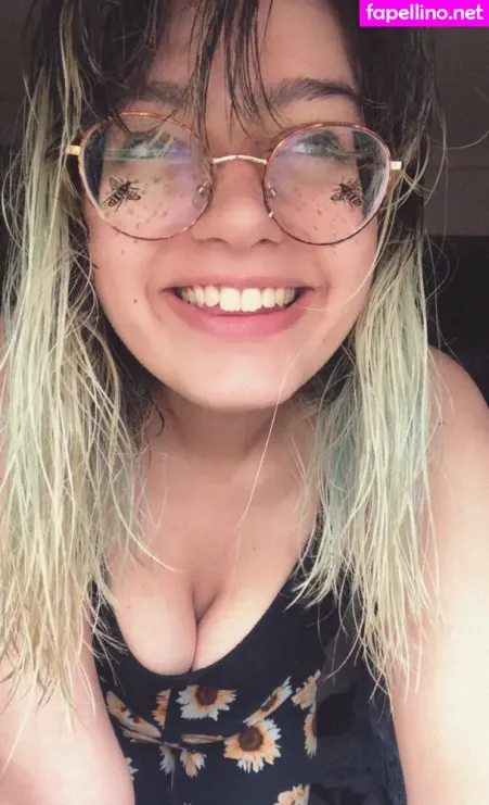 Unholydrinkingwater OnlyFans Thumbnail #3Cosic7nGA