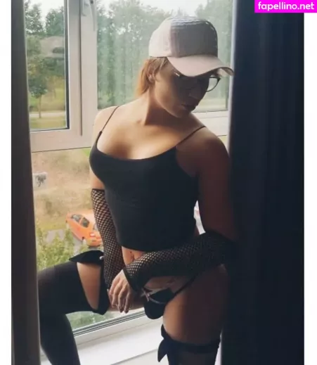 Unicorn Kimm OnlyFans Thumbnail #L4V4lzEIiz