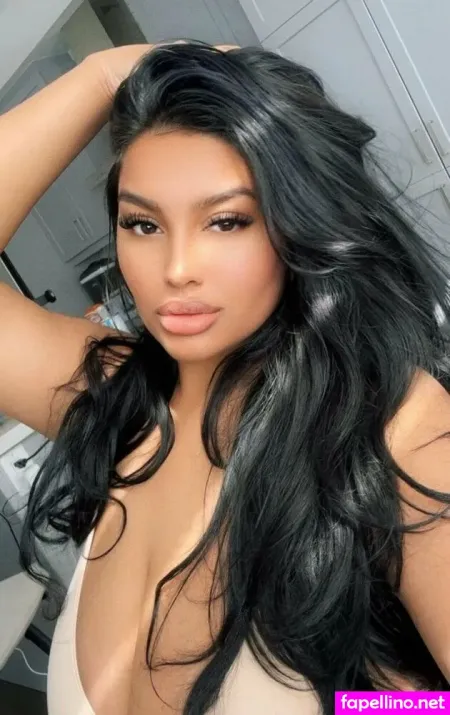 Unicornwif3y OnlyFans Thumbnail #FPOKUlFvjl