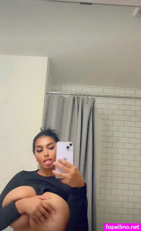 Unicornwif3y OnlyFans Thumbnail #zNi0Jd5x3o