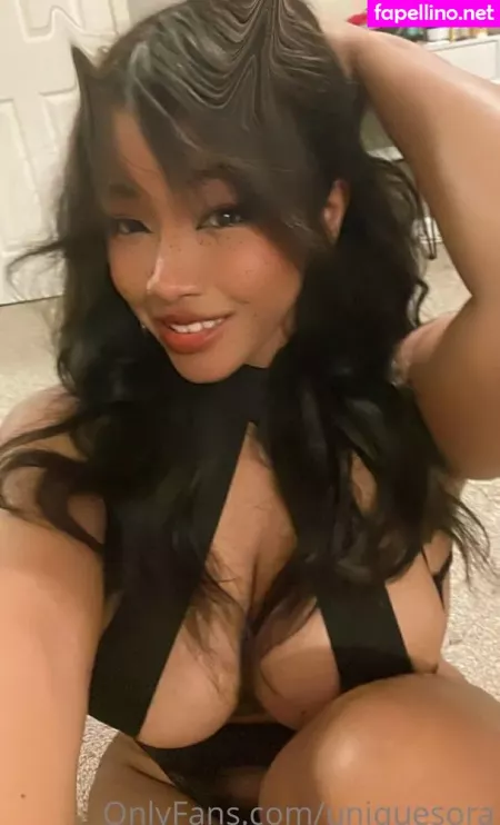 Uniquesora OnlyFans Thumbnail #0W3z4rVU6N